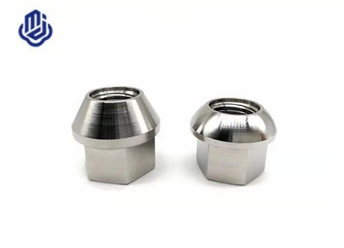 Titan nwa